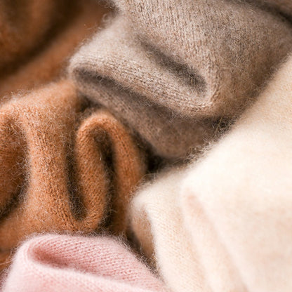Victoria Mot'e Cashmere Turtleneck