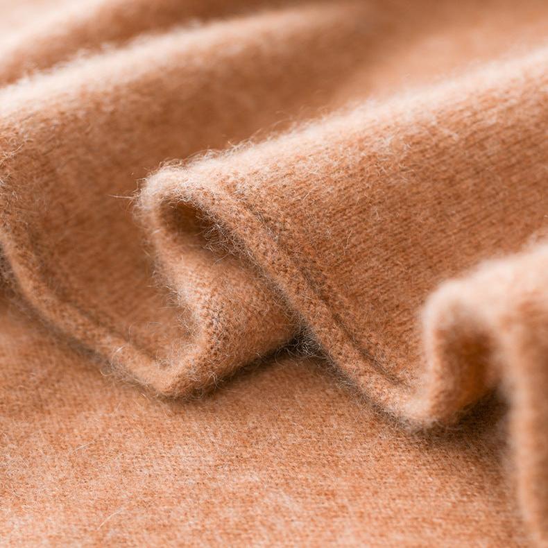 Victoria Mot'e Cashmere Turtleneck
