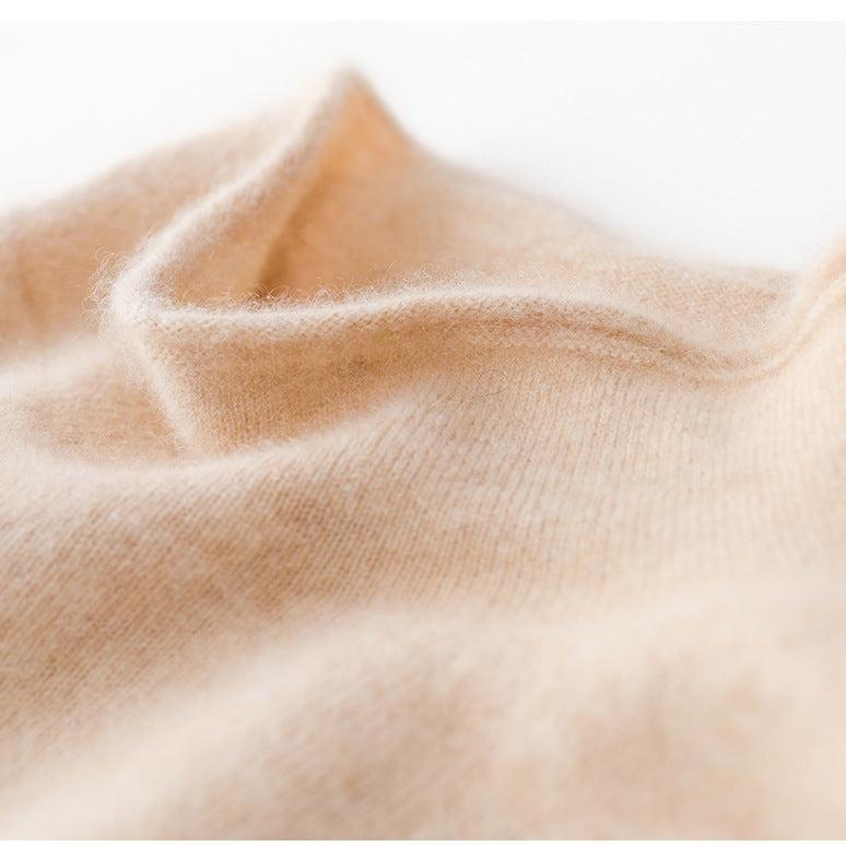 Victoria Mot'e Cashmere Turtleneck