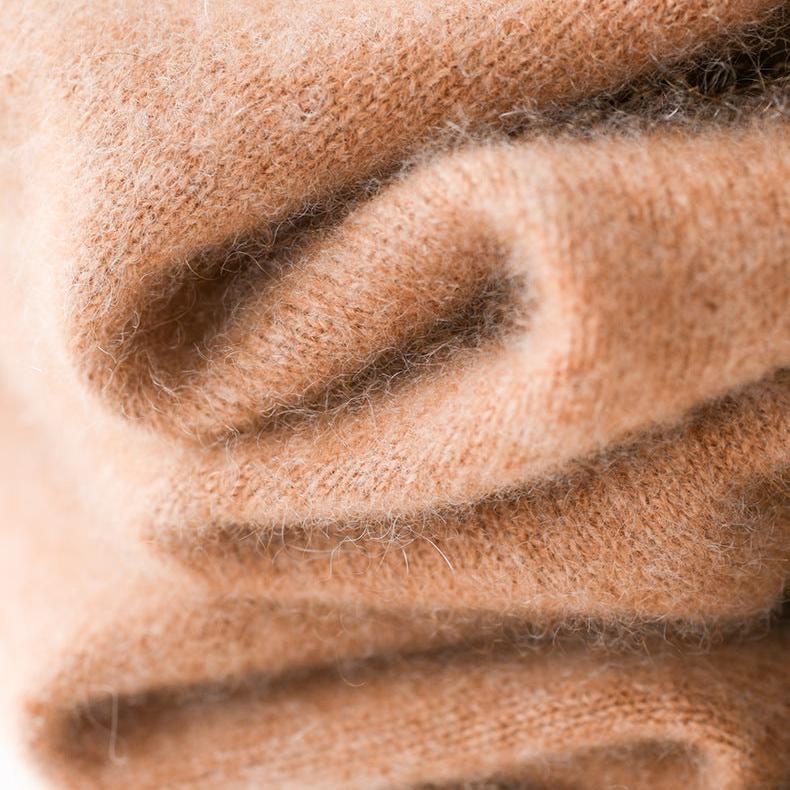 Victoria Mot'e Cashmere Turtleneck